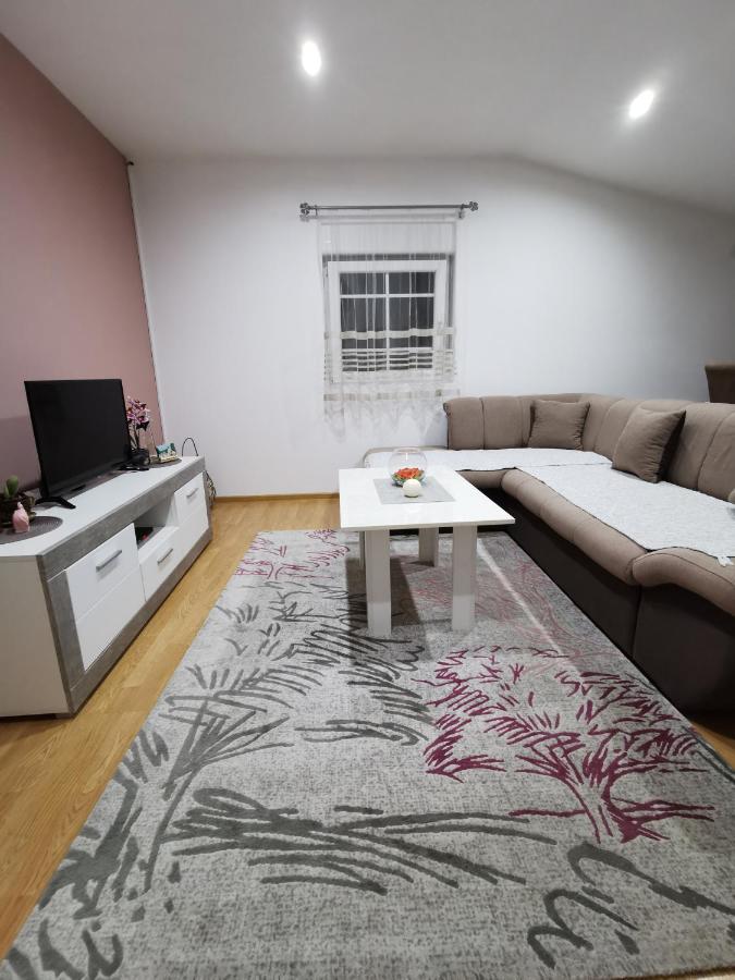 Apartman Iva Cetinje Bagian luar foto